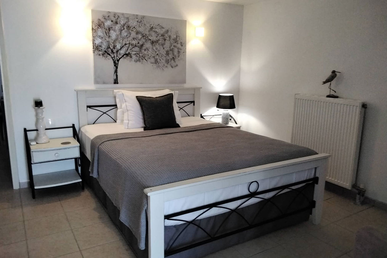 Διαμέρισμα Amelia στη Σίφνο - Υπνοδωμάτιο με διπλό κρεβάτι