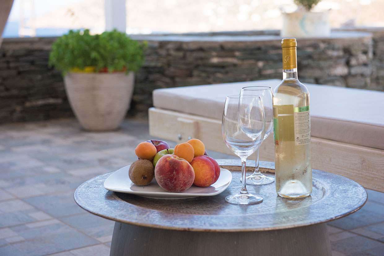 Σπίτι Φοίβος στη Σίφνο - Ηλιόλουστη αυλή